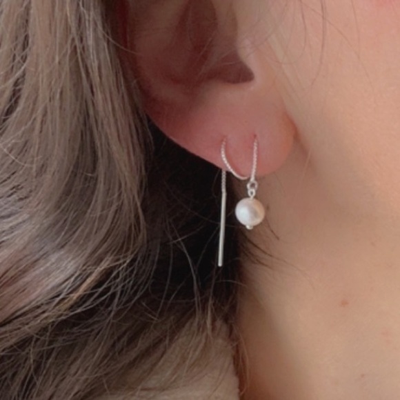 Pearl Silver Threader Earrings Sterling and Freshwater Pearls - Picture 9 of 11